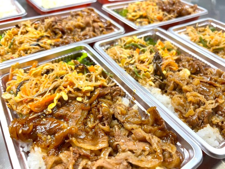 テイクアウト用のカルビ弁当
